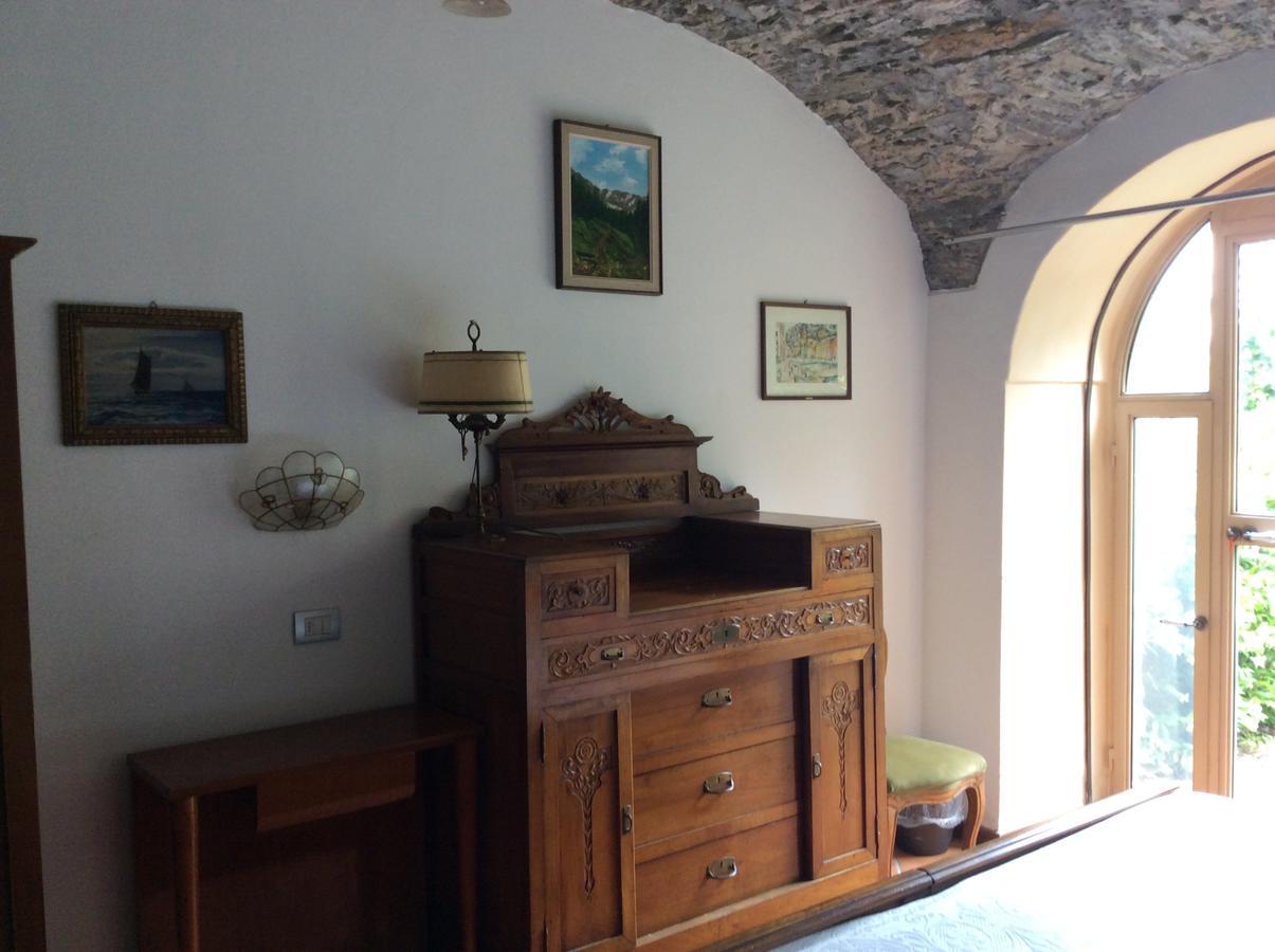 Hotel Villa Della Quercia แวร์บาเนีย ภายนอก รูปภาพ